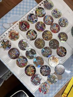 SDガンダム カードダス 丸型 30枚セットのサムネイル