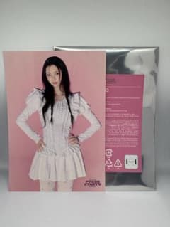 ILLIT PRESS START PRINTED PHOTO ユナのサムネイル