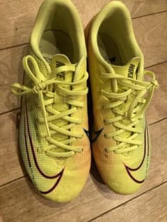 NIKEマーキュリアル　サッカー　スパイクのサムネイル