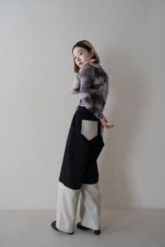 【UENUI】 FAKE LEATHER SWITCHING PANTSのサムネイル