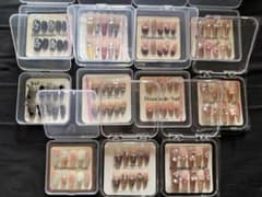 1万円以上のネイルチップ Mサイズ11点セット おまけ付きのサムネイル