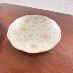NARUMI CHINA プレート 2枚セット 花柄のサムネイル