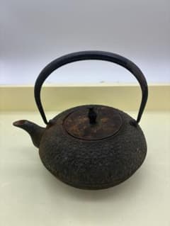 鉄瓶 霰文様 鋳鉄製 茶道具 煎茶道具 錆び - メルカリ