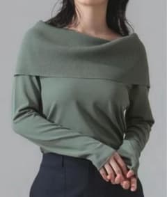 【未使用】Demi Luxe beams オフショル　トップス　ニットのサムネイル