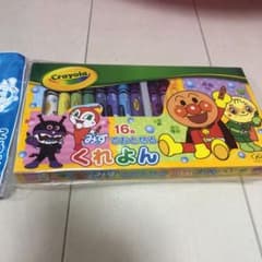 アンパンマンの水で落とせるクレヨンのサムネイル