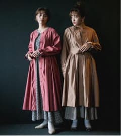 LEBECCA boutique 大きく包むプリーツコートのサムネイル