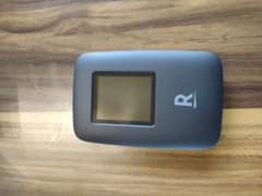 楽天モバイル　ポケットWi-Fi　黒のサムネイル