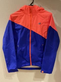 ナイロンジャケット ウィンドブレーカーのサムネイル