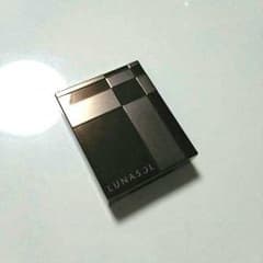 値下げセール！！大人気！ルナソルキラキラアイシャドウのサムネイル