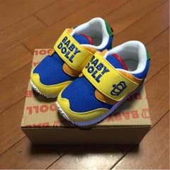 ベビードール スニーカーのサムネイル