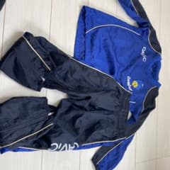JOYFULサッカークラブの薄手トレーニングウェアです。使い込んでます。のサムネイル