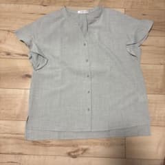 natural couture 半袖ブラウス ライトグレーのサムネイル