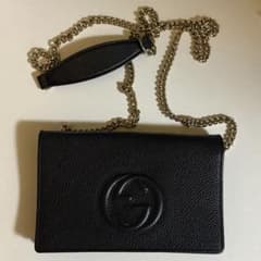 GUCCI チェーンウォレット　お値下げ可のサムネイル