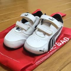 PUMA プーマ 15センチ スニーカーのサムネイル
