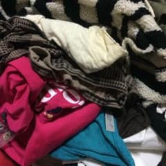 とにかくたくさん！ お洋服まとめ売り20まい！のサムネイル