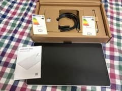Wacom One 14 DTC141W0 ほぼ新品 フィルム貼付のサムネイル