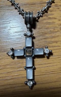 カレ　９２５　クロスモチーフ ネックレス シルバーカラーのサムネイル