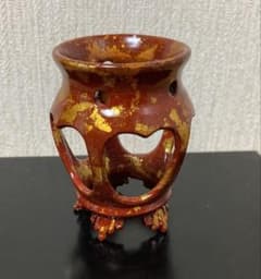 未使用品前畑 春斎 陶漆 白檀塗 夜学 蓋置 　栞つき　保証有り 前畑 春斎 陶漆 白檀塗 夜学 蓋置 桐箱 共箱 共布 栞つき 保証有り