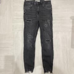 ZARA スキニーデニム ダメージ加工 ブラックのサムネイル