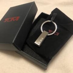 トゥミ キーホルダーのサムネイル