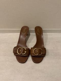 GUCCI レザー サンダル ブラウン ゴールド金具 37のサムネイル