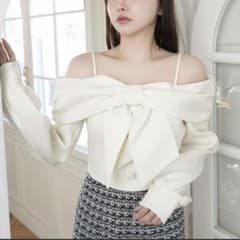 リボンオフショルロングスリーブトップス　LIP SERVICE アイボリーのサムネイル