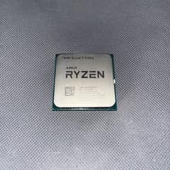 AMD Ryzen 7 3700X CPU 本体 箱無しのサムネイル