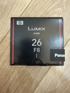 Panasonic LUMIX S-R26 26mm F8 レンズのサムネイル