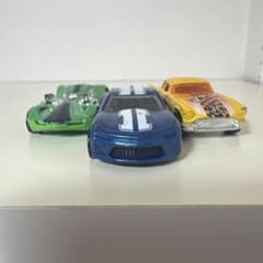 ホットウィール 3台 カマロ ツインミル サンダーバード タクシーのサムネイル