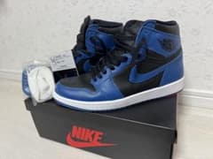 Nike Air Jordan 1 Retro High OGのサムネイル