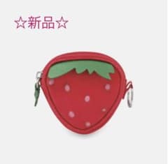 専用品　Cath Kidston(キャスキッドソン) いちご　コインケースのサムネイル