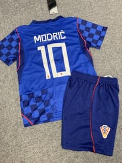 120cmモドリッチ クロアチア代表子供サッカーシャツセット - メルカリ