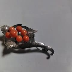 本珊瑚ブローチのサムネイル