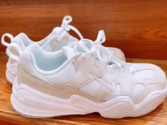 妲己妃様専用 NIKE テックヘラ スニーカーのサムネイル