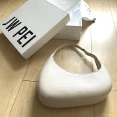 JW PEI HARLEE ショルダー オフホワイト 定価17,600円 箱袋付 - メルカリ