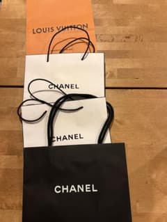 CHANEL , LOUIS VUITTON 紙袋4個セット - メルカリ