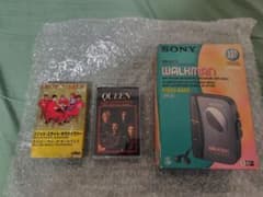 [美品] SONY ウォークマン YMO QUEEN カセットテープ セット 美品] SONY ウォークマン YMO QUEEN カセットテープ セット - メルカリ