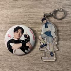 JO1木全翔也バッジ＆アクリルキーホルダーセット - メルカリ