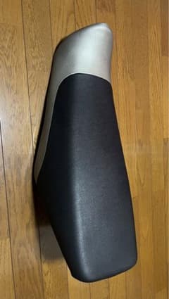 トリッカー純正シートのサムネイル