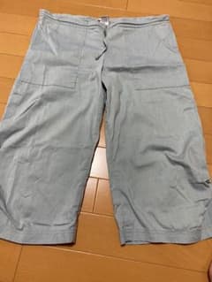 ヨガパンツ　色は水色ですのサムネイル