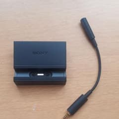Xperia 純正卓上ホルダ  DK47のサムネイル