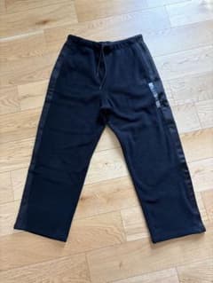新品　Uniqlo x NEEDLES XL フリースワイドパンツ　Blackのサムネイル
