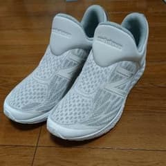 ようすけ様)ニューバランス FRESH FOAM ZANTE MLS W27.5のサムネイル