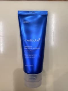 medicube ZERO PORE BLACKHEAD MUD MASK