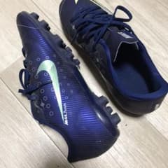 NIKE サッカースパイクシューズ　ジュニアのサムネイル