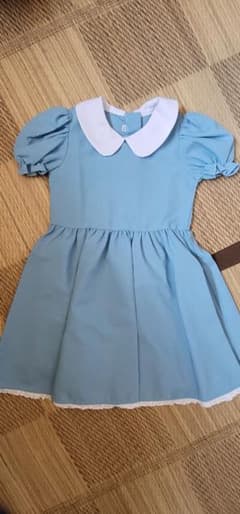 新品　ディズニーDisney 　アリス　小さめ120 着脱簡単マジックテープのサムネイル