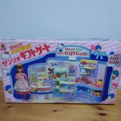 リカちゃんのチャイルドショップ サンリオギフトゲートのサムネイル