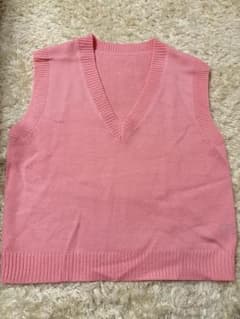 SHEIN ピンク ニットベスト Mのサムネイル