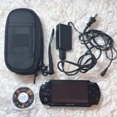 PSP 본체 + 충전 케이블 + 케이스 + 몬스터 헌터 휴대용 3rd 세트