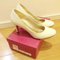 定価9,975円✨Dorry Doll❤️オフホワイト パンプス❤️のサムネイル
